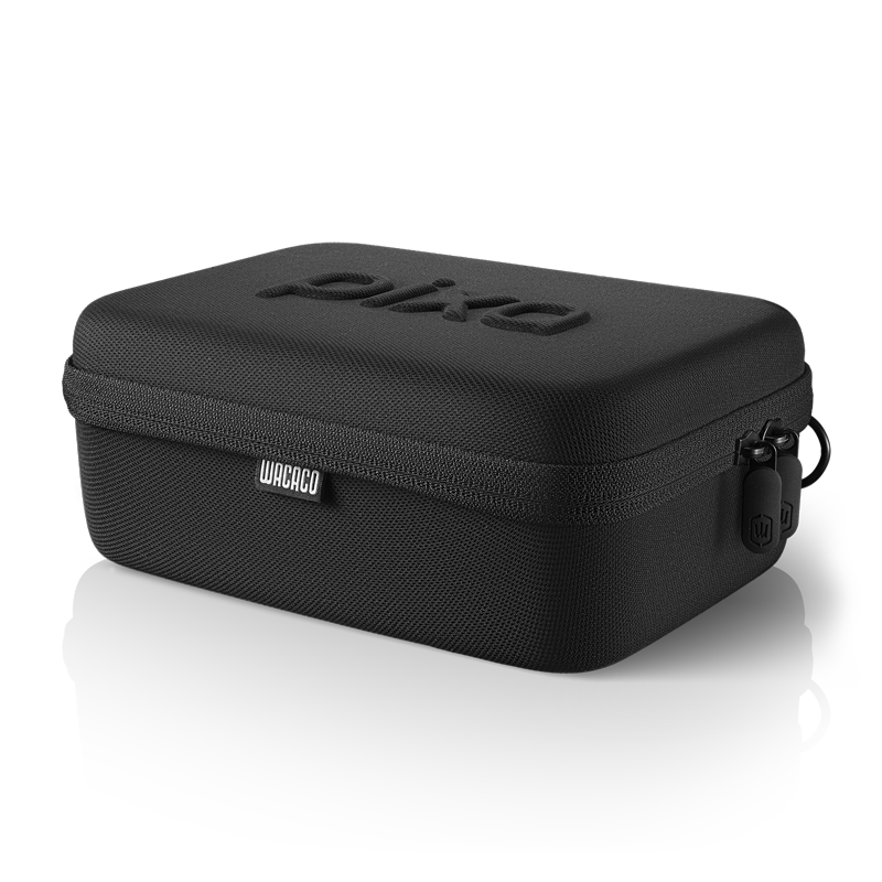 Черен твърд калъф с цип и логото на Wacaco, идеален за вашия Комплект бариста кърпи Wacaco® (Копие).